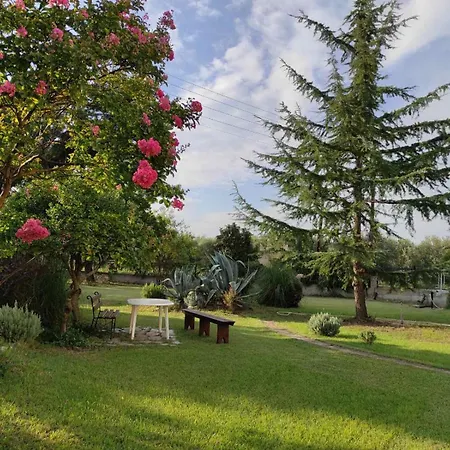 Apartment Pond And Pines, By House By The Sea! *